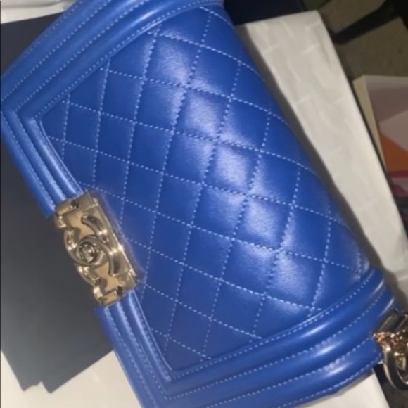 Electric blue small Chanel boy bag worn twice still in A1 condition - Picture 3 of 4